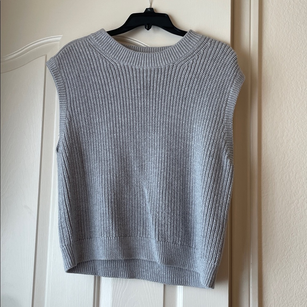 Abercrombie Grey Sweater Vest